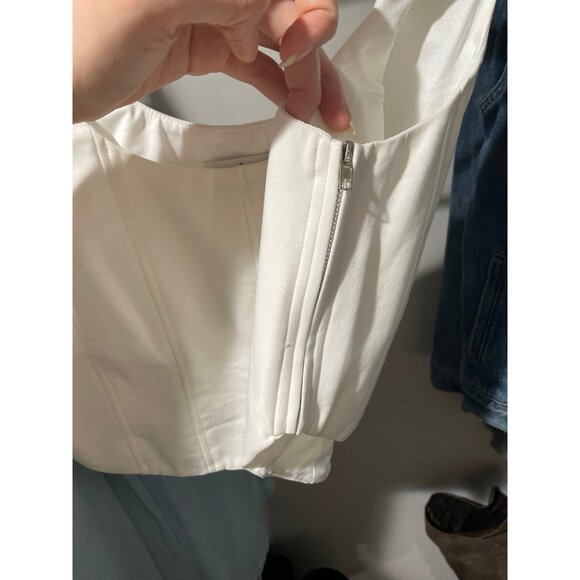 Top - Picture 2 of 3